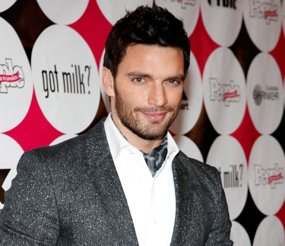 Actorul Julian Gil la o prezentare în 2011