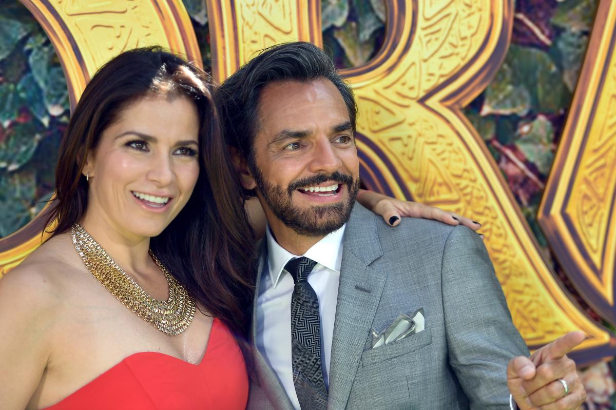 Eugenio Derbez și Alessandra Rosaldo, la premiera filmului Dora