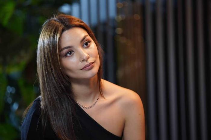 Actrița Hazal Filiz Küçükköse din serialul turcesc Iarna Neagră