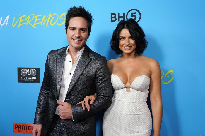 Aislinn Derbez și fostul ei soț, Mauricio Ochman