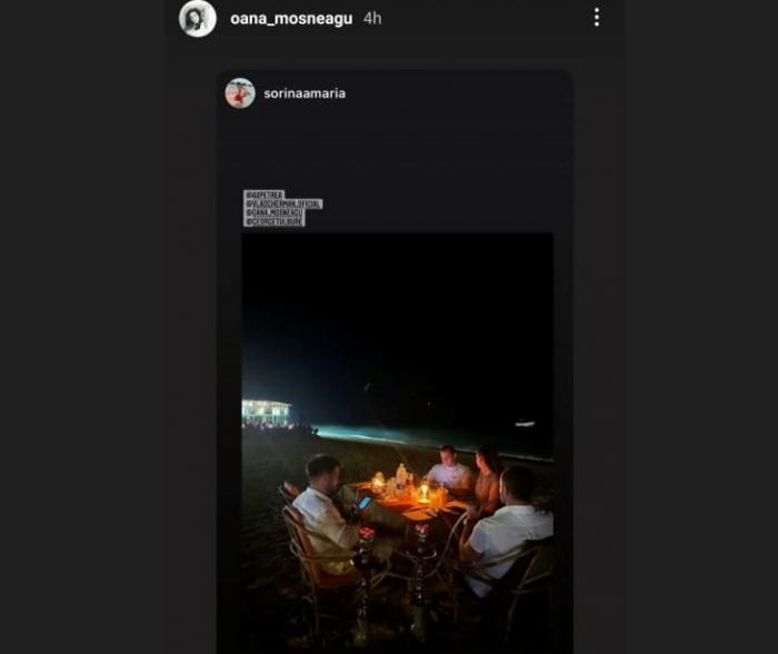 Oana Moșneagu stă lângă Vlad Gherman la masă