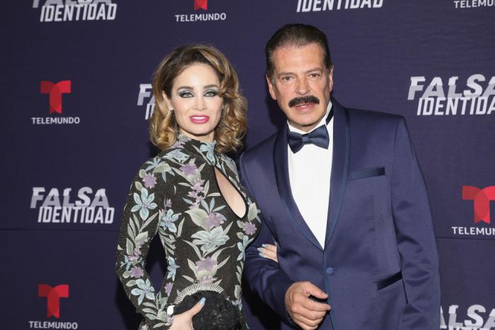 Lupita Arreola și Sergio Goyri stau unul la brațul celuilalt