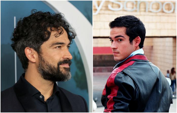 Alfonso Herrera poartă o ținută all-black, iar în cea de-a două poză o geacă de piele