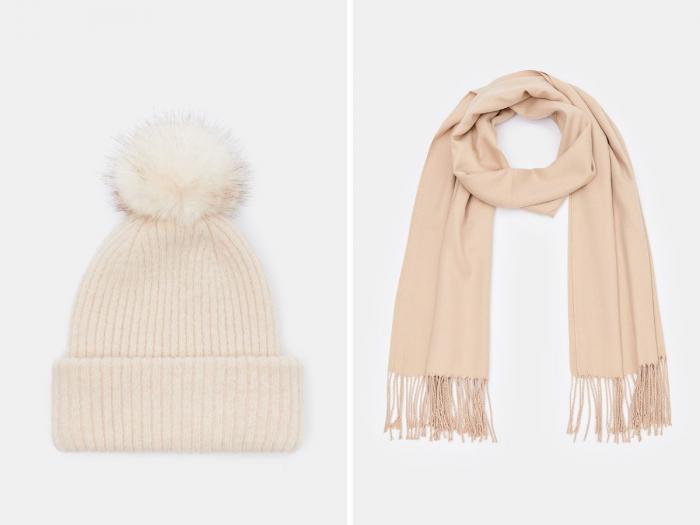 fular și fes deschise la culoare