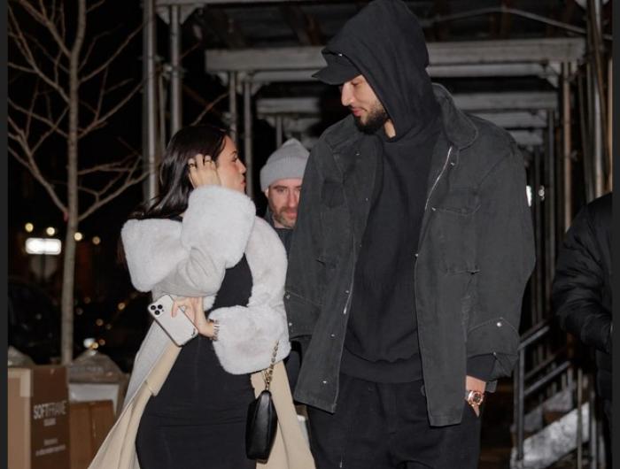 Eiza González privește în spatele lui Ben Simmons