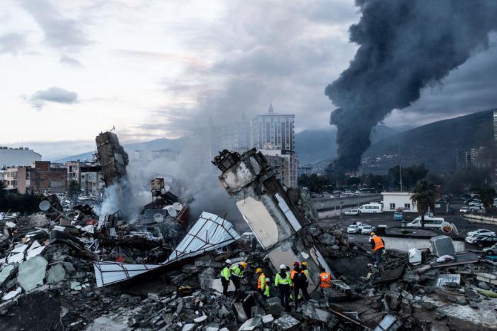 clădiri afectate de cutremur