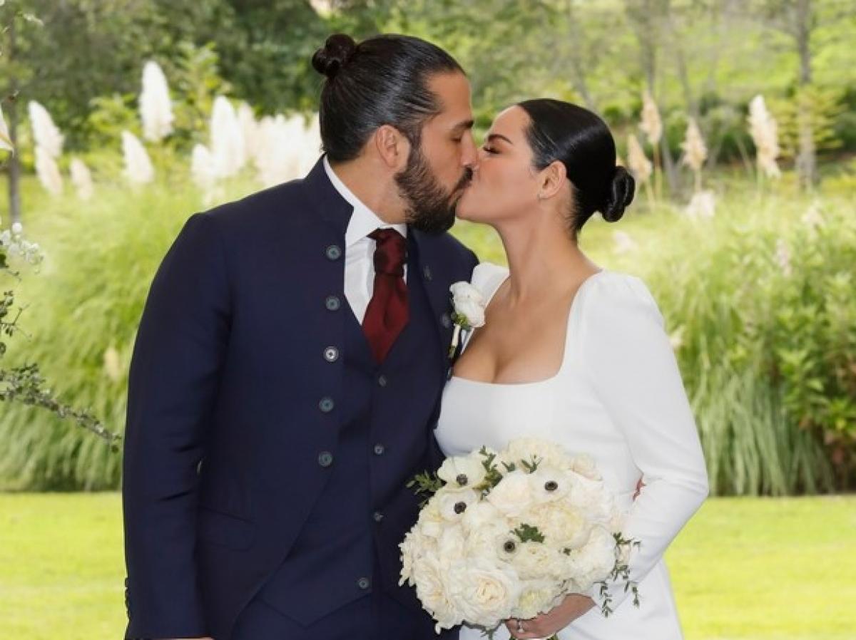 Maite Perroni și Andres Tovar se sărută