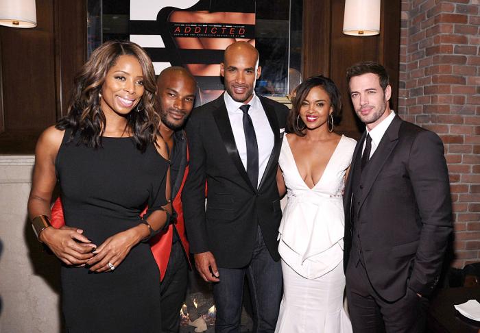 Tasha Smith, Tyson Beckford, Boris Kodjoe, Sharon Leal și William Levy stau unul lângă celălalt