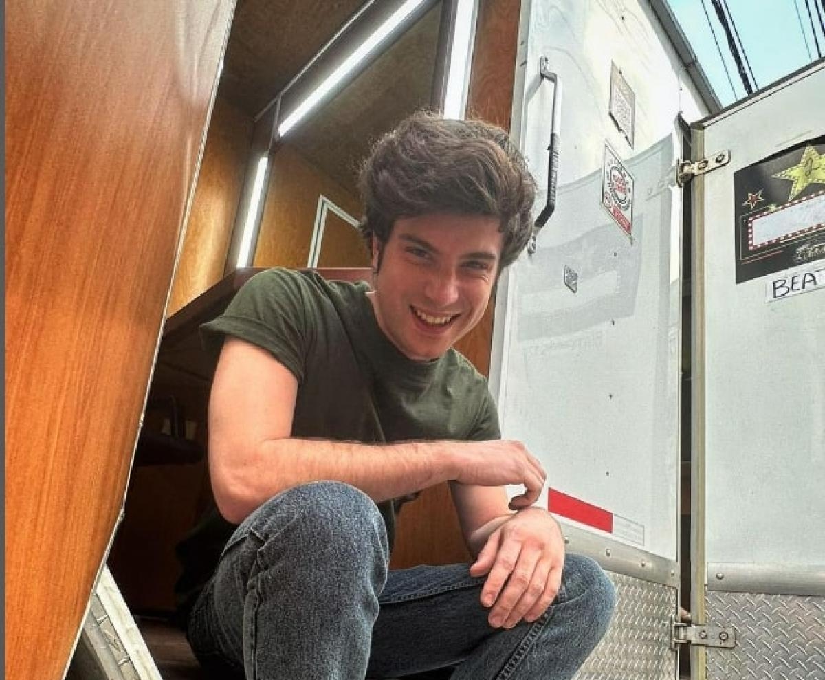 actori pe platourile de filmare