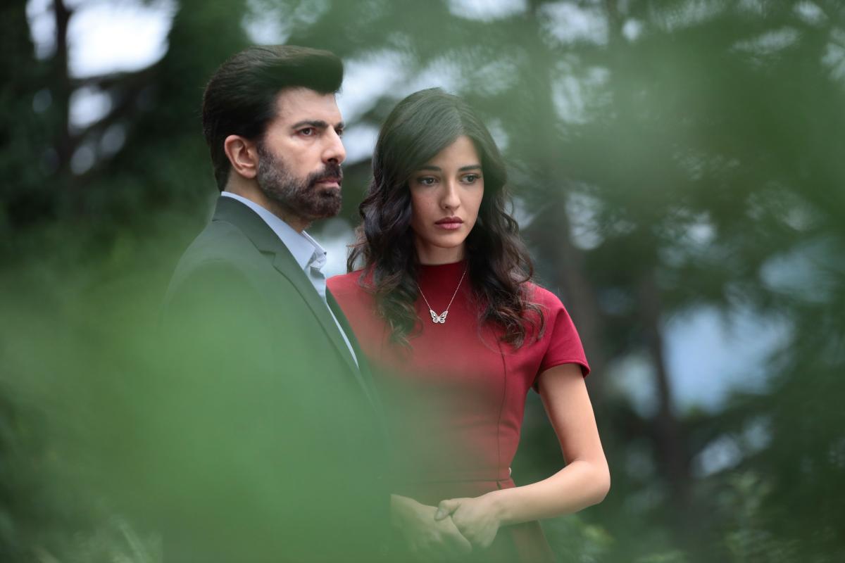 Cele mai frumoase imagini cu Mahassine Merabet și Cenk Torun în Capcana