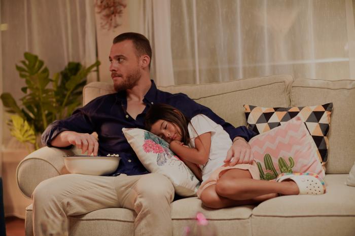 actori pe platourile de filmare