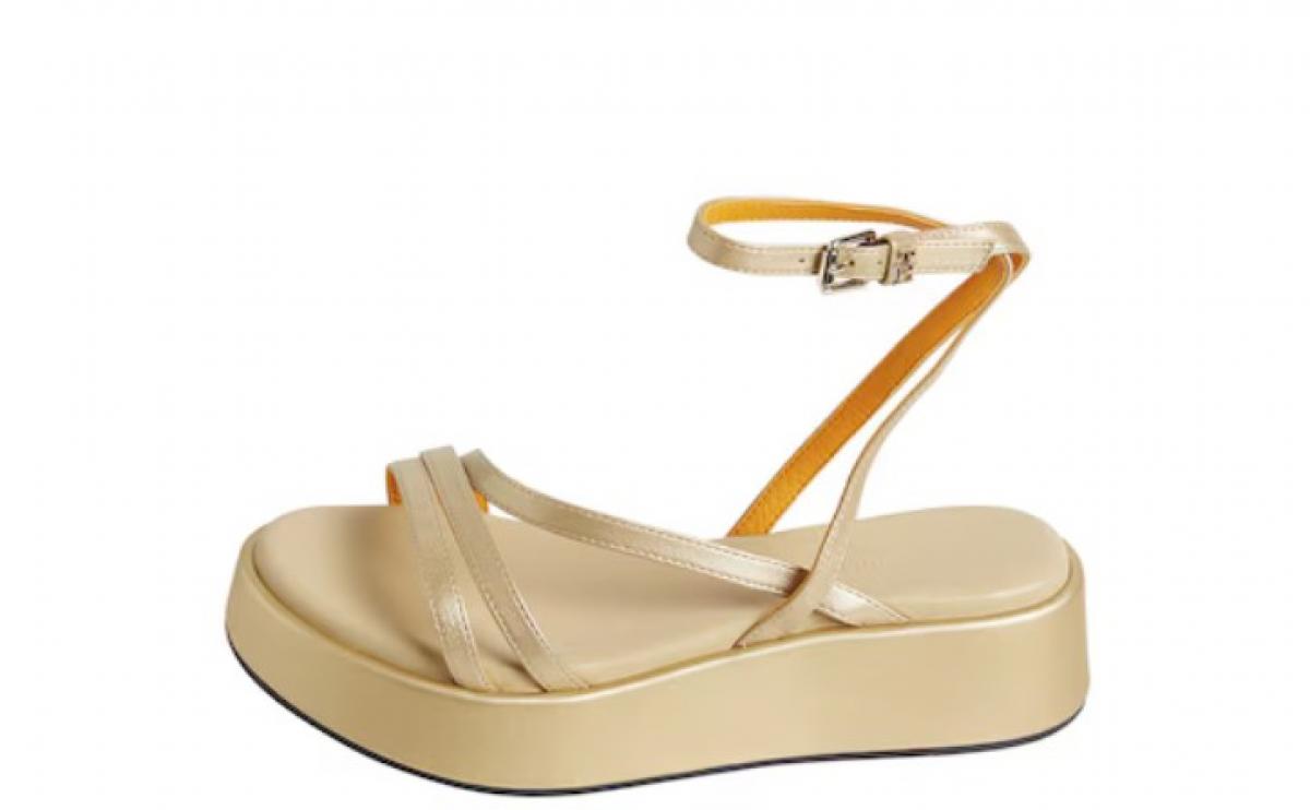 sandale cu platformă