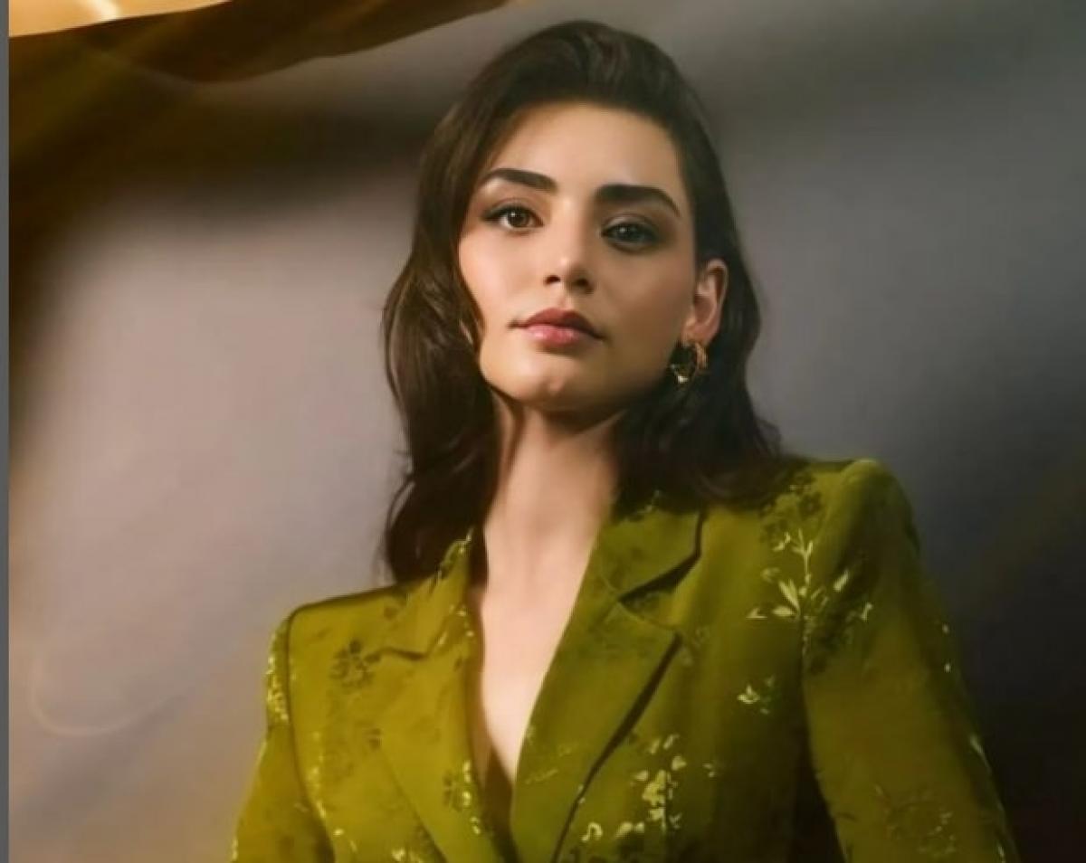 actriță în fața camerei