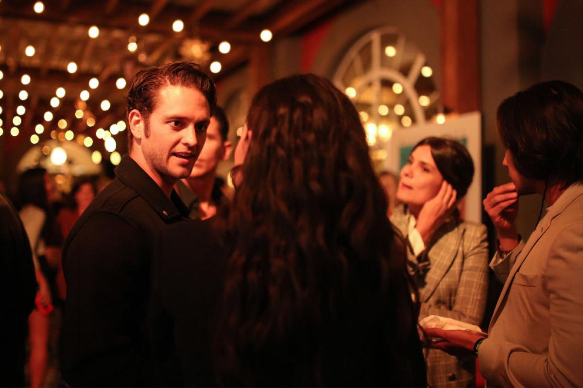 actori pe platourile de filmare