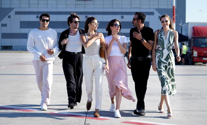 actori pe platourile de filmare