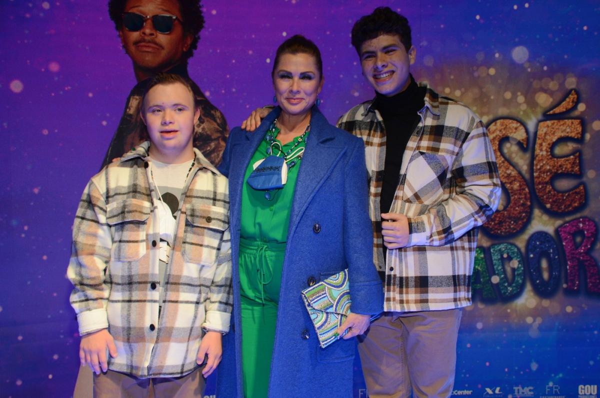 actori in diferite ipostaze