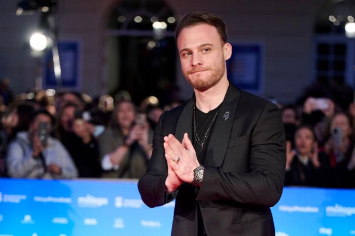 actori pe platourile de filmare