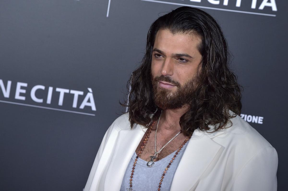 actori in diferite ipostaze