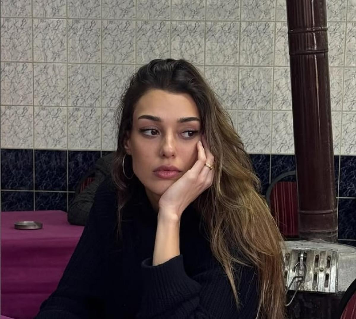 actori în diferite ipostaze