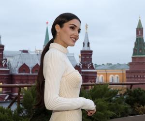Hande Erçel și-a sărbătorit ziua de naștere. Ce surpriză i-au pregătit colegii pe platourile de filmare
