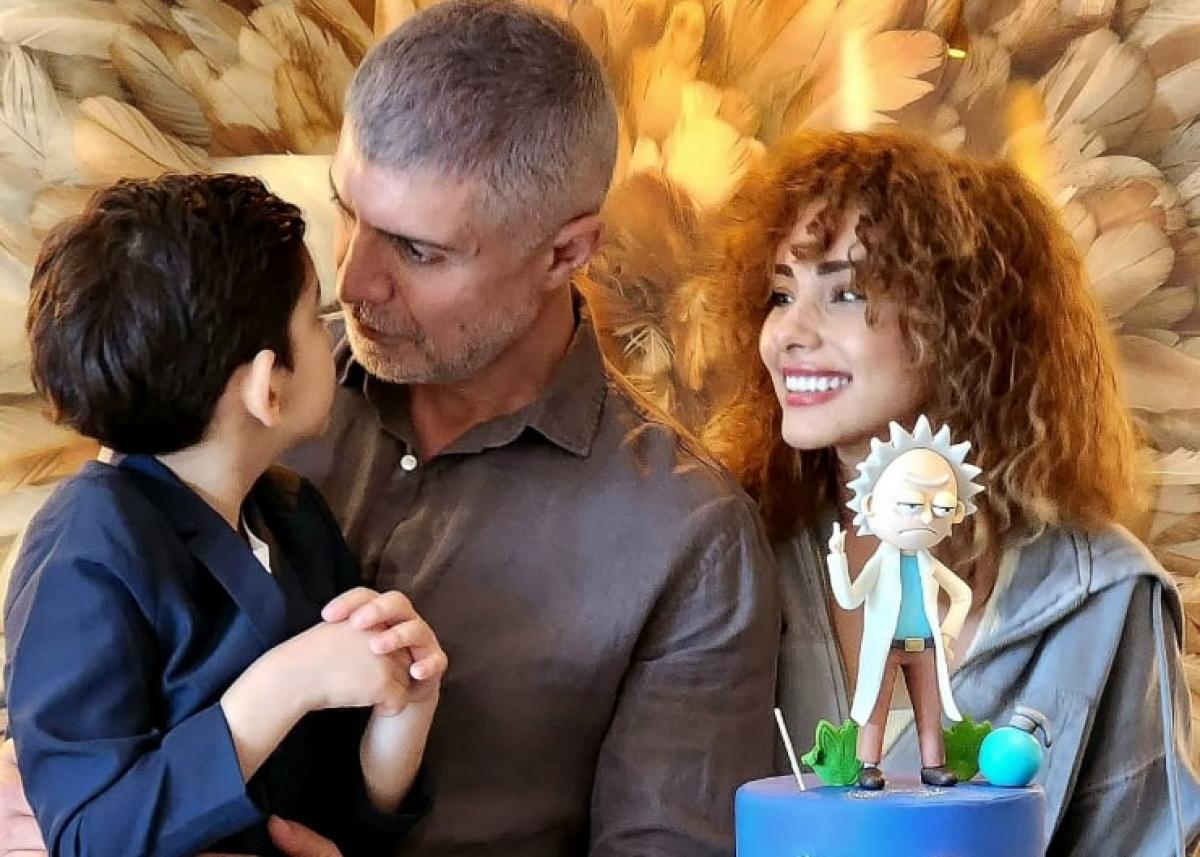 actor alături de familie