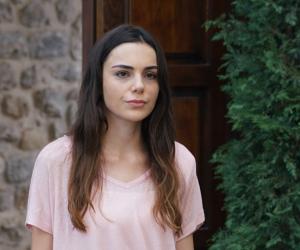 Yağmur Tanrısevsin din „Inimă rănită” surprinde cu cea mai nouă campanie alături de un brand de lux. Ce imagini a psotat vedeta în mediul online