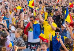 RADIOAVENTURA strânge galeria pentru România la Galați. Sărbătorim calificarea echipei naționale în optimi la EURO 2024 cu #MuzicaAia by DJ Razz & DJ Popoviciu