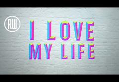 Robbie Williams - Love My Life | LYRIC VIDEO