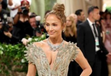 7 lucruri pe care nu le știai despre Jennifer Lopez. Vedeta a lansat mai mult de 20 de parfumuri