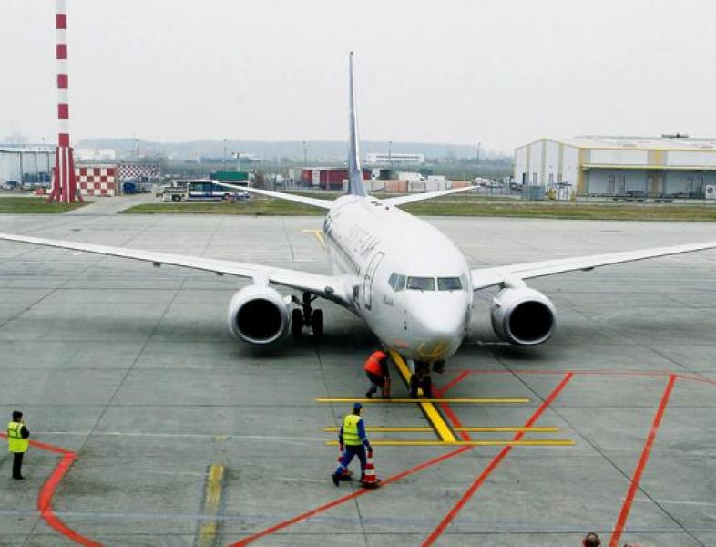 Record de întârzieri ale zborurilor din România