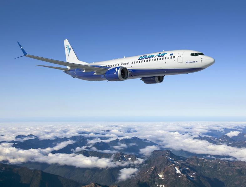 Protecția Consumatorului cere companiei Blue Air să transmită situația clară a zborurilor anulate și numărul pasagerilor afectați