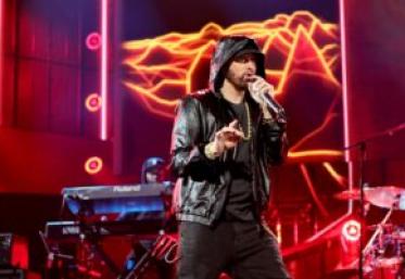 Eminem este din nou îndrăgostit! Cu cine se iubește rapperul la 53 de ani