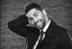 Telefonul ZU: Connect-R îl imită pe Alex Velea