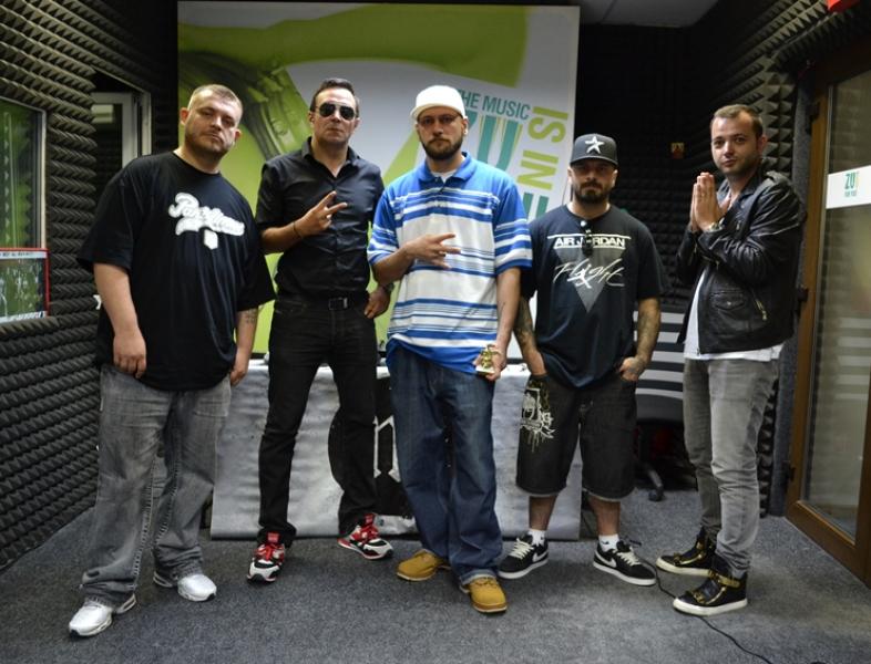 Facem istorie! B.U.G. Mafia cântă pentru prima dată live la un post de radio
