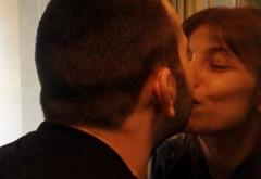 Mihai Morar o sărută pe Denise