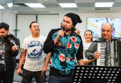 LIVE: Smiley și Damian & Brothers cântă „În stație la Lizeanu” (FOTO și VIDEO)