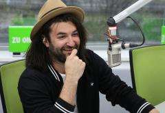 LIVE: Smiley cântă „De unde vii la ora asta?” in studioul ZU