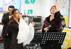 Marea Unire ZU 2017: Mira și Adriana Antoni au cântat ”Dorul de copilărie”