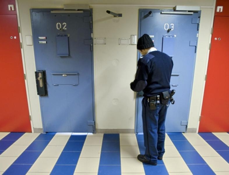 Olanda închide penitenciare din lipsă de infractori
