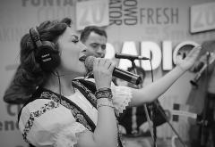 Throwback Thursday: Andra cântând muzică populară la Marea Unire ZU
