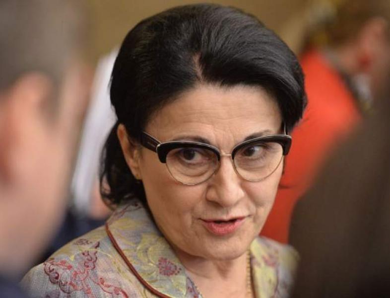Ecaterina Andronescu – înapoi la Ministerul Educației