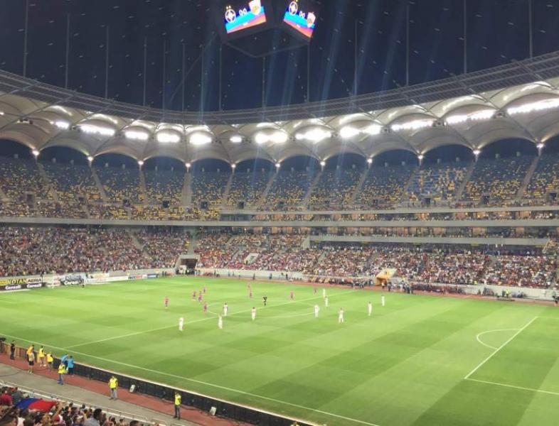Galeria lui Dinamo – interzisă la meciuri
