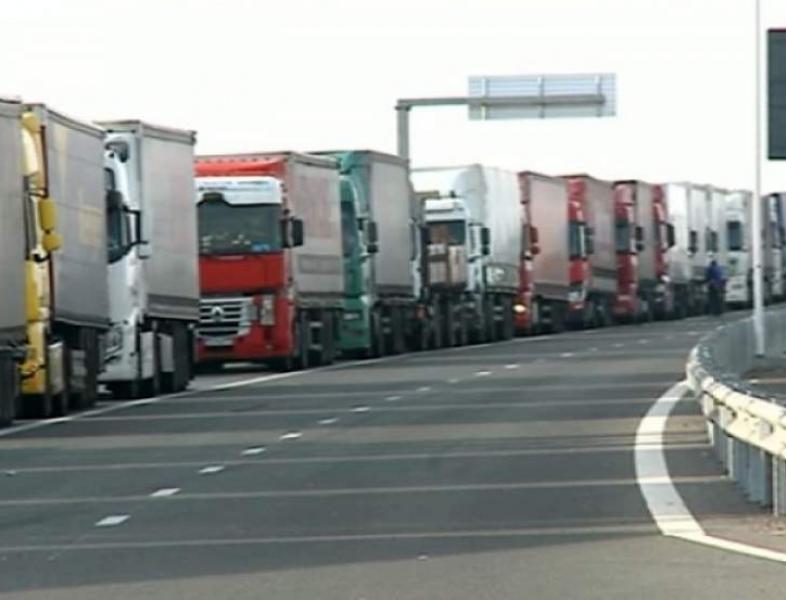 Restricții pentru camioane în Ungaria