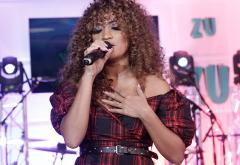 Marea Unire ZU 2019: Bella Santiago a cântat un cover după „Spune-mi”, celebra piesă a Monicăi Anghel