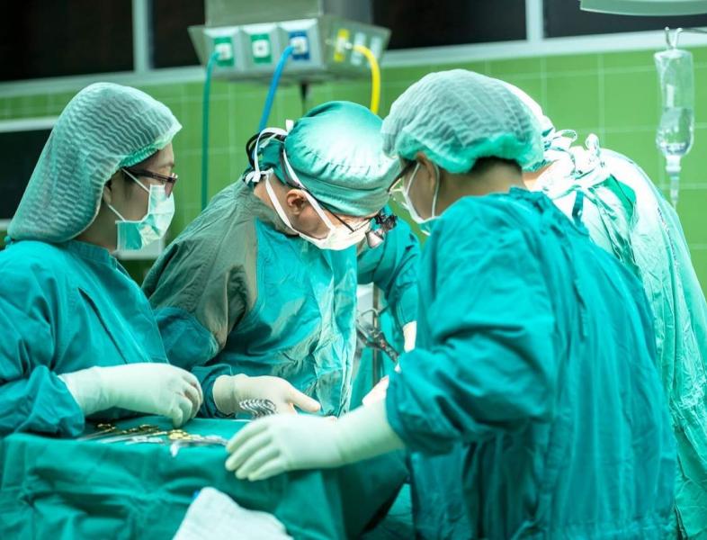 80% dintre operațiile din spitale sunt reduse