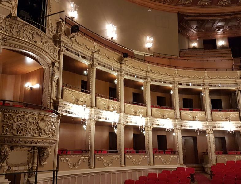 Opera Națională București transmite spectacole online