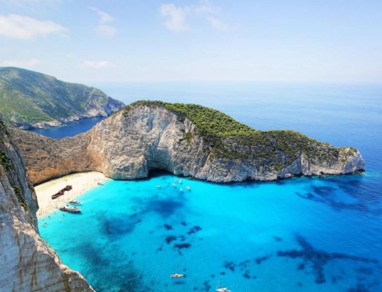 Cine are rezervată vacanță în Grecia, va avea nevoie de un "pașaport de sanatate" 