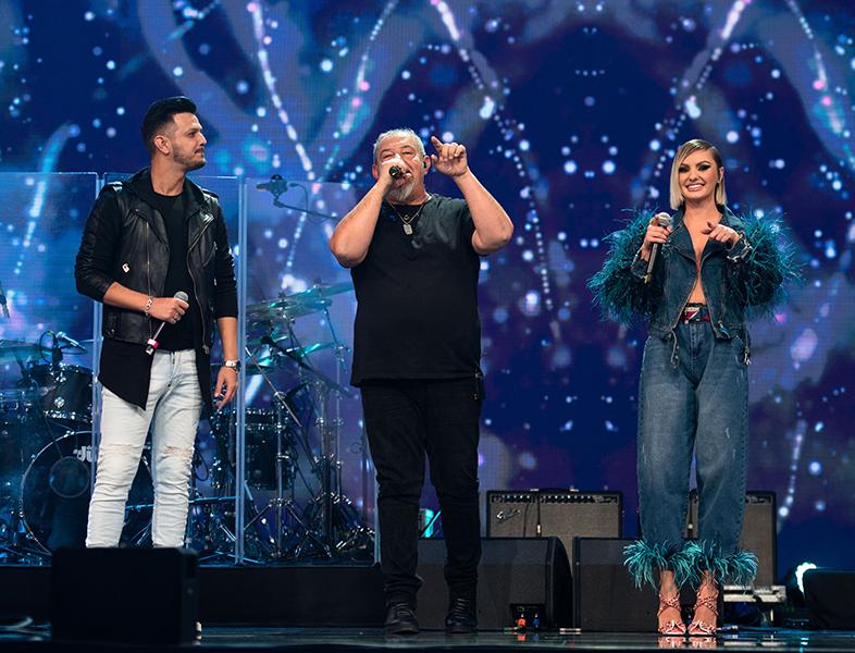 Marea Unire ZU 2020: Proconsul și Alexandra Stan cântă LIVE „Cerul”