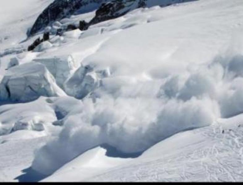 Pericol de avalanșă în Munții Bucegi