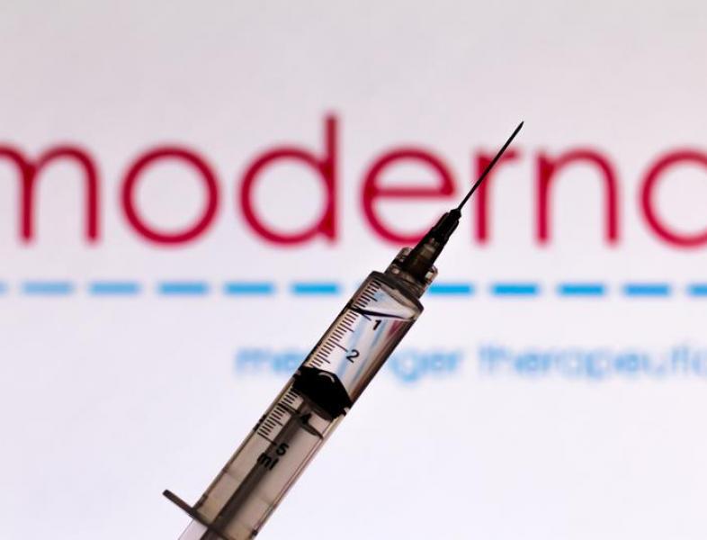 Azi începe administrarea vaccinului anti-Covid-19 produs de Moderna